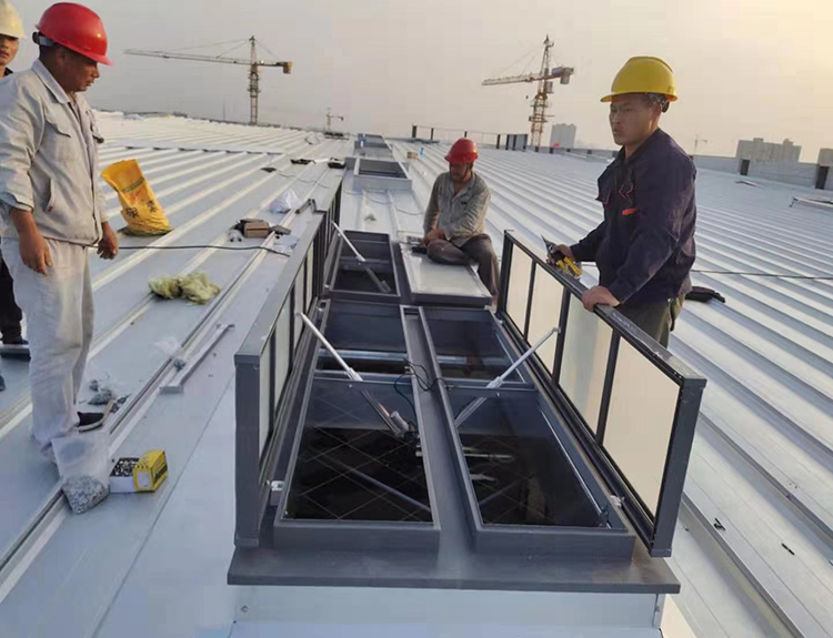 一字型电动采光排烟天窗