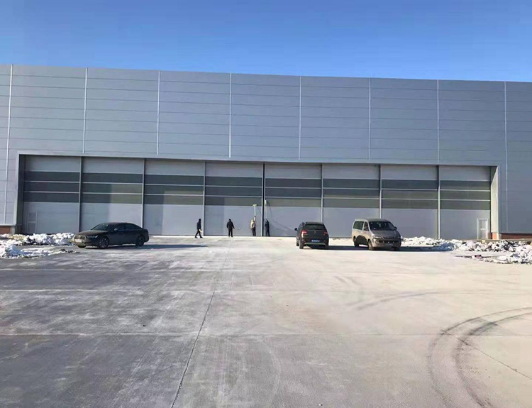 电（手）动多重叠推拉机库大门